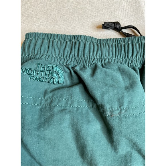 North Face Swim Trunks Nylon Elastic Waist Gorpcore Normcore Size Med Pine Green - Picture 9 of 9